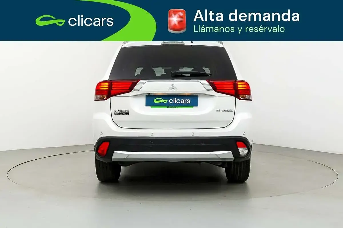 Usado Mitsubishi Outlander Motion 150 CV (110 kW) 2016 Blanco SUV