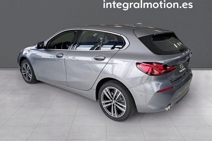 Usado BMW 116 109 HP (80 kW) 2023 Citadino