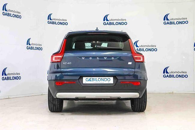 Usado Volvo XC40 Inscription 262 CV (192 kW) 2022 Azul SUV