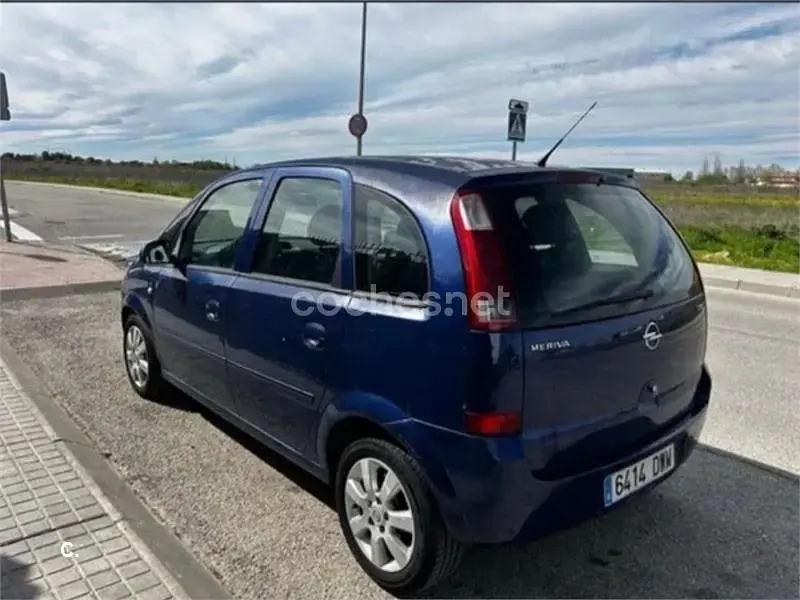 Usado Opel Meriva Enjoy 100 CV (73 kW) 2006 Azul Monovolumen