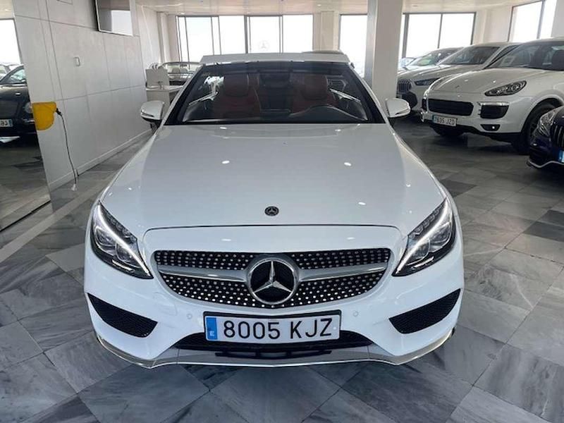 Usado Mercedes C220 194 CV (142 kW) 2018 Blanco Descapotable
