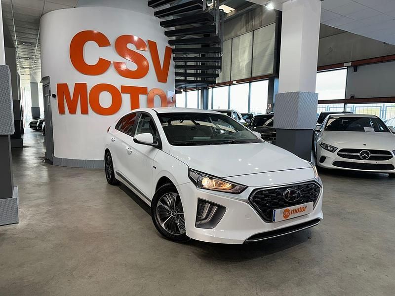 Usado Hyundai Ioniq 141 CV (103 kW) 2022 Blanco Utilitario