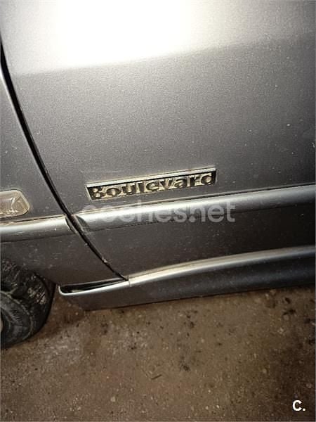 Usado Peugeot 306 90 CV (66 kW) 2000 Gris / plata Berlina
