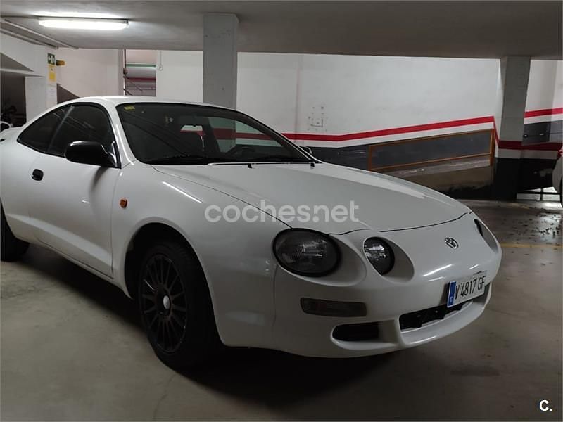 Usado Toyota Celica 115 CV (84 kW) 1998 Blanco Coupe