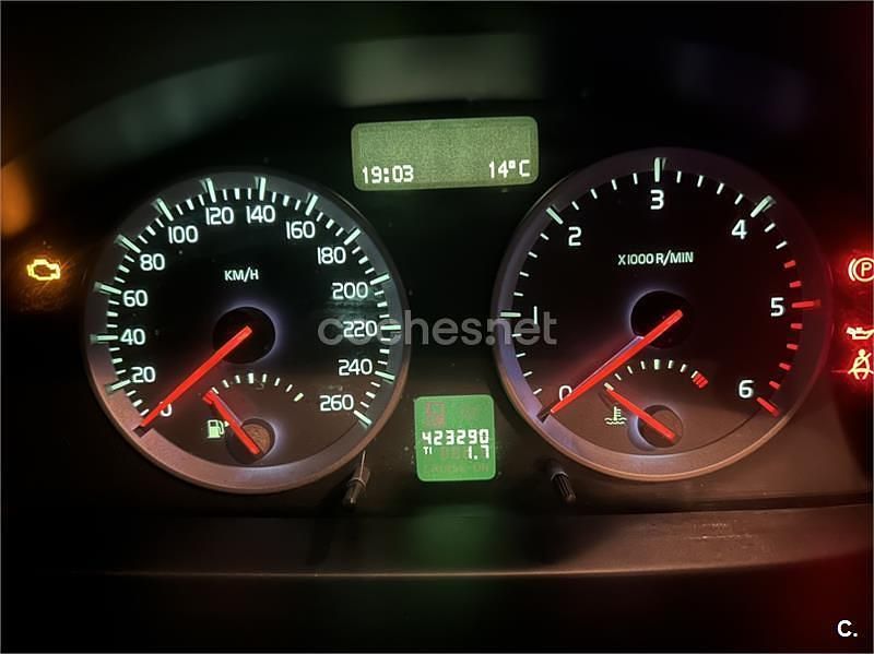 Usado Volvo S40 Momentum 136 CV (100 kW) 2006 Negro Berlina