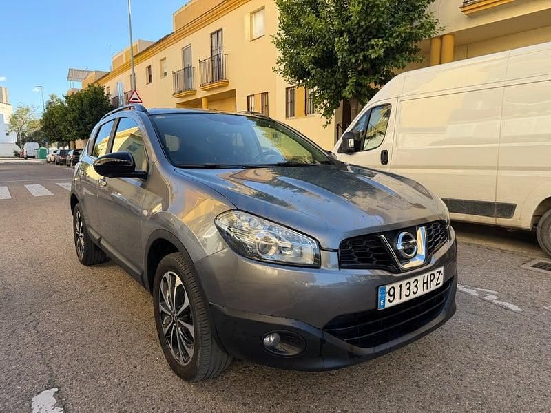 Usado Nissan Qashqai Tekna 110 CV (80 kW) 2013 Gris / plata SUV