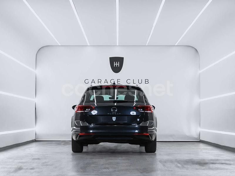 Usado VW Passat Business 150 CV (110 kW) 2021 Gris / plata Familiar