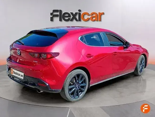 Usado Mazda 3 122 CV (89 kW) 2021 Rojo Berlina