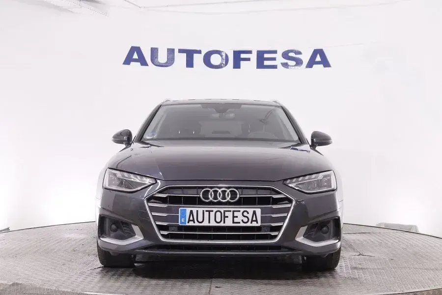 Usado Audi A4 Advanced 163 CV (119 kW) 2023 Gris Familiar