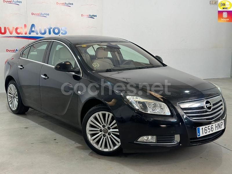 Negro Usado 2013 Opel Insignia Selective Berlina | 8900 € (Precio justo) - Imagen 1/4