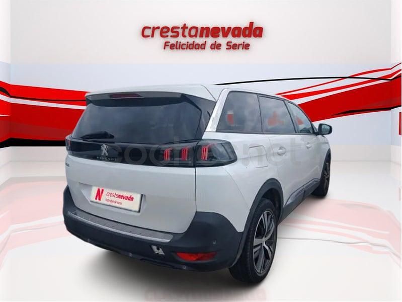 Usado Peugeot 5008 Allure 130 CV (95 kW) 2022 Blanco SUV
