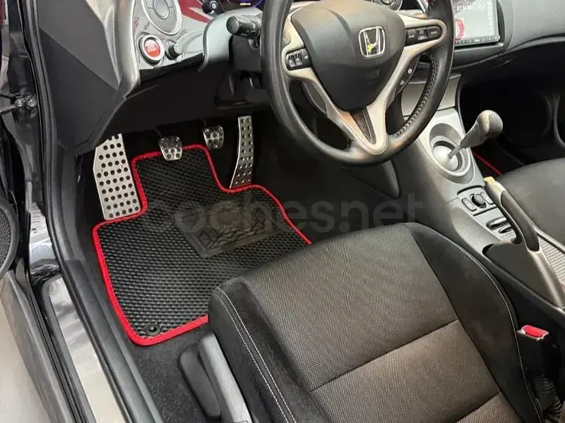 Usado Honda Civic Type S 140 CV (102 kW) 2008 Negro Berlina