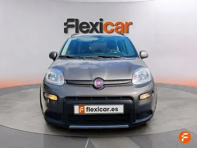 Usado Fiat Panda Cross Cross 70 CV (51 kW) 2023 Gris Utilitario