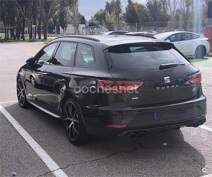 Usado Seat Leon ST CUPRA 300 CV (220 kW) 2018 Negro Familiar