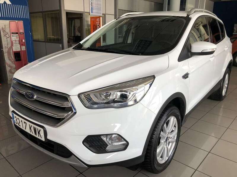 Usado Ford Kuga Trend+ 120 CV (88 kW) 2019 Blanco SUV