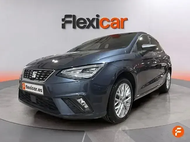 Usado Seat Ibiza Reference 80 CV (58 kW) 2024 Gris Utilitario