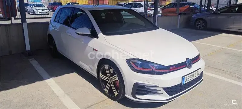Usado VW Golf VII GTI 245 CV (180 kW) 2018 Blanco Berlina