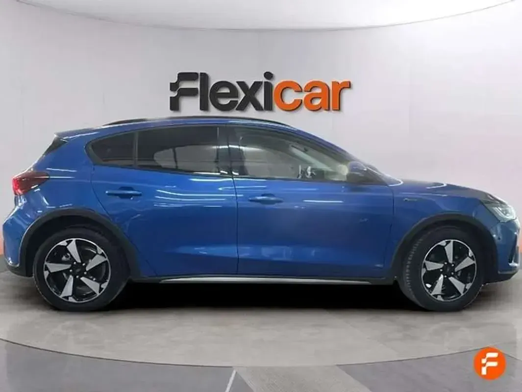Usado Ford Focus Active 155 CV (114 kW) 2024 Azul Berlina