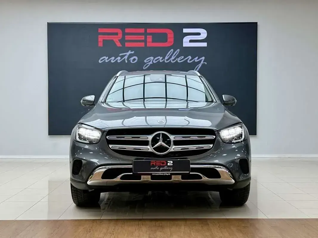 Usado Mercedes GLC300e 320 HP (235 kW) 2021 Cinzento Coupé
