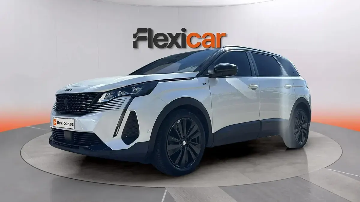 Käytetty Peugeot 5008 GT 131 HP (96 kW) 2021 Valkoinen Katumaasturi