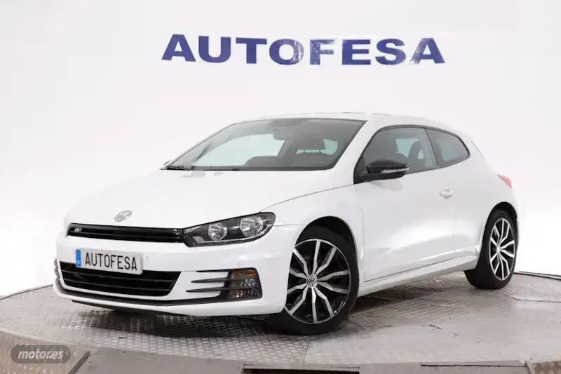 Blanco Usado 2016 VW Scirocco R-line Coupe | 15.650 € (Precio justo) - Imagen 1/4