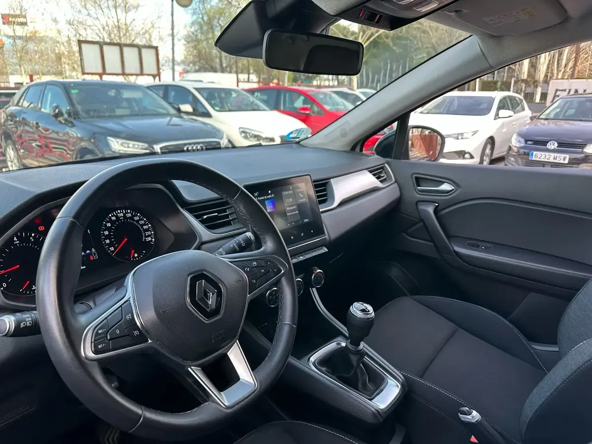 Usado Renault Captur Intens 100 CV (73 kW) 2021 Blanco SUV