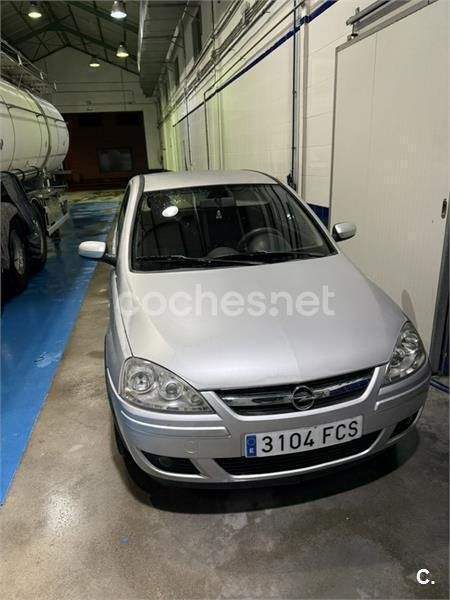 Gris / plata Usado 2006 Opel Corsa Berlina | 3999 € (Precio justo) - Imagen 1/4