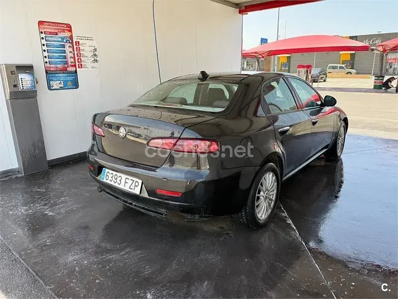 Usado Alfa Romeo 159 Distinctive 120 CV (88 kW) 2008 Negro Berlina