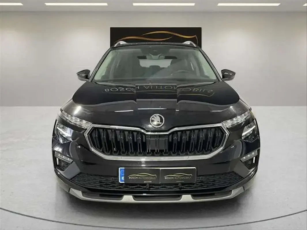Usado Skoda Kamiq Selection 116 CV (85 kW) 2025 Negro SUV