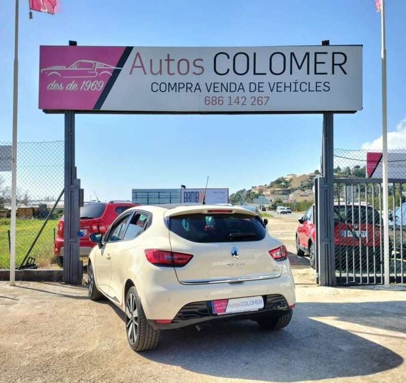 Usado Renault Clio IV Expression 90 CV (66 kW) 2016 Beige Utilitario