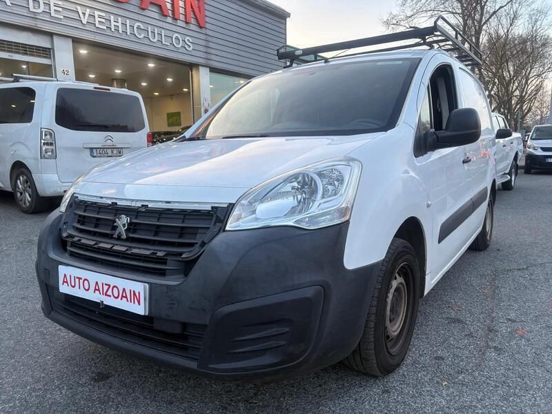 Blanco Usado 2018 Peugeot Partner Monovolumen | 7990 € (Buen precio) - Imagen 1/4