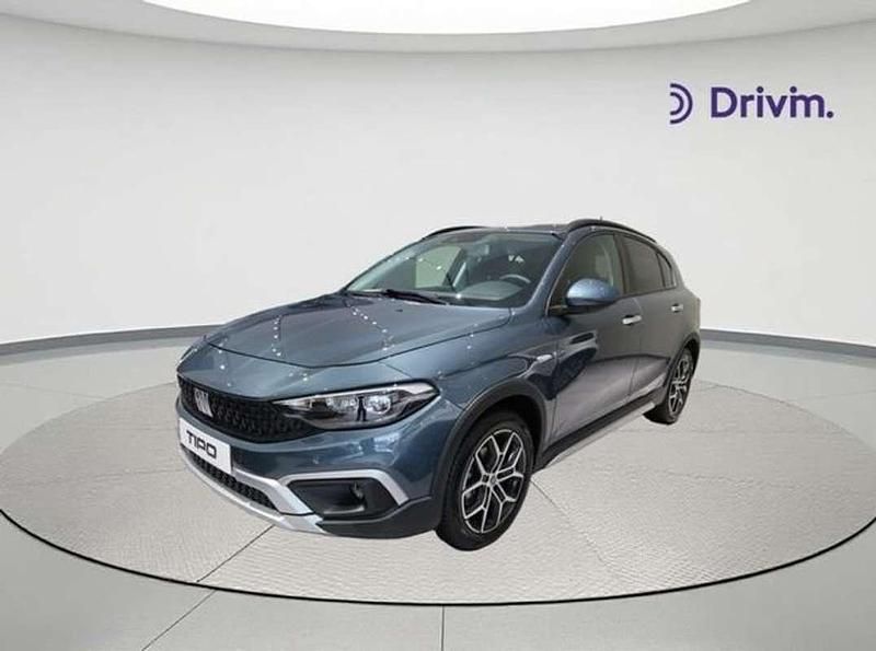 Nuevo Fiat Tipo Cross 99 CV (72 kW) 2025 Azul Utilitario