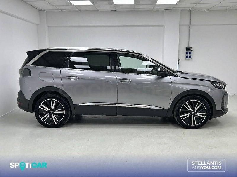 Usado Peugeot 5008 GT 180 CV (132 kW) 2021 Negro SUV