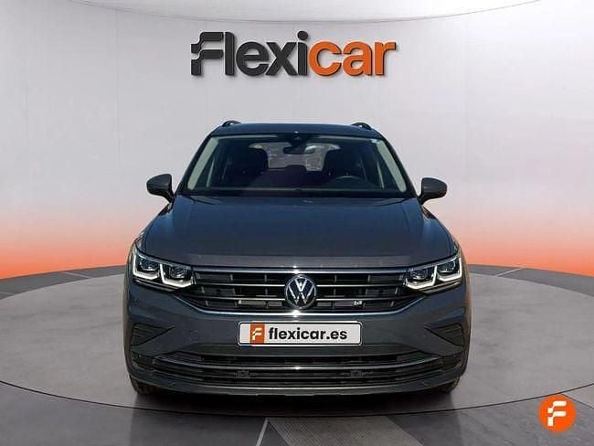Usado VW Tiguan Life 150 CV (110 kW) 2022 Gris SUV