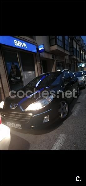 Usado Peugeot 407 Sport 136 CV (100 kW) 2008 Amarillo Familiar