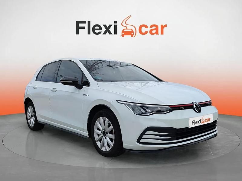 Usado VW Golf VIII 116 CV (85 kW) 2021 Blanco Berlina