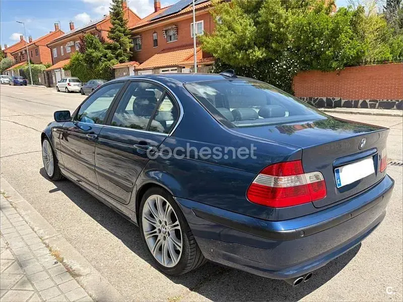 Usado BMW 330 Exclusive 231 CV (169 kW) 2004 Azul Berlina