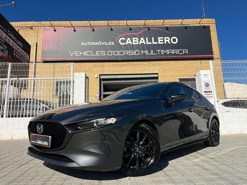 Gris Usado 2021 Mazda 3 Utilitario | 22.500 € (Precio justo) - Imagen 1/4