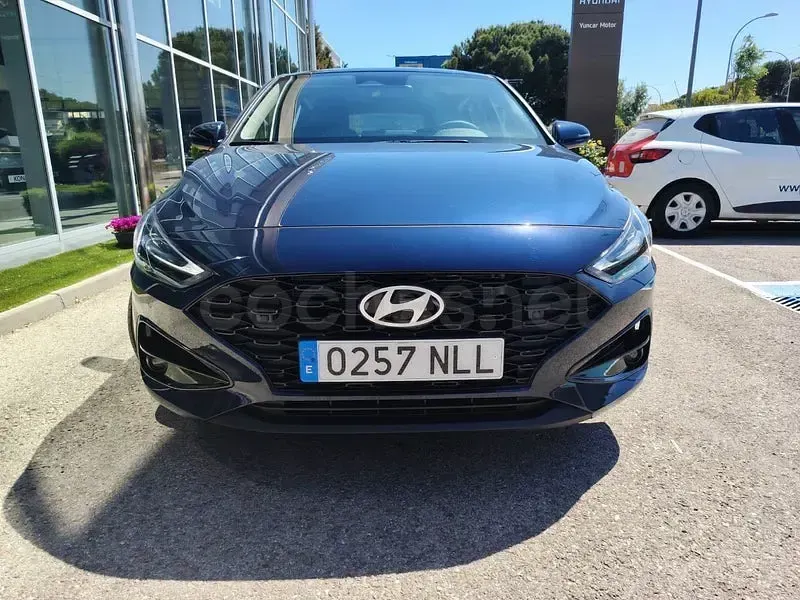 Nuevo Hyundai i30 100 CV (73 kW) 2026 Azul Berlina