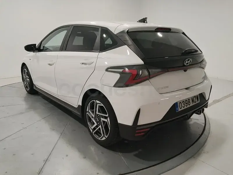 Usado Hyundai i20 N Line 79 CV (58 kW) 2025 Blanco Utilitario