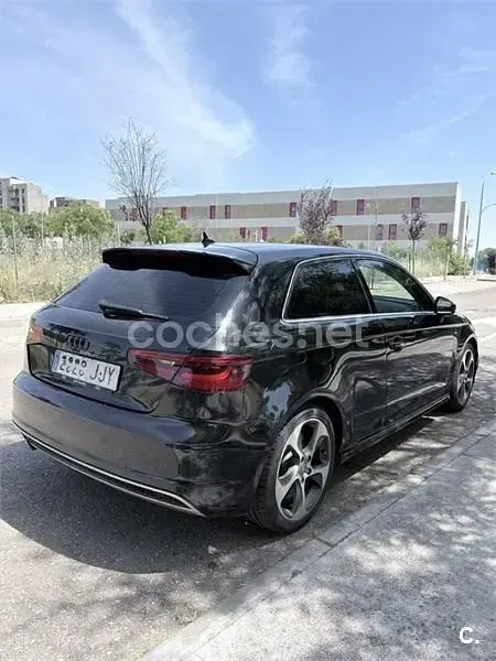 Usado Audi A3 S-Line 110 CV (80 kW) 2015 Negro Berlina