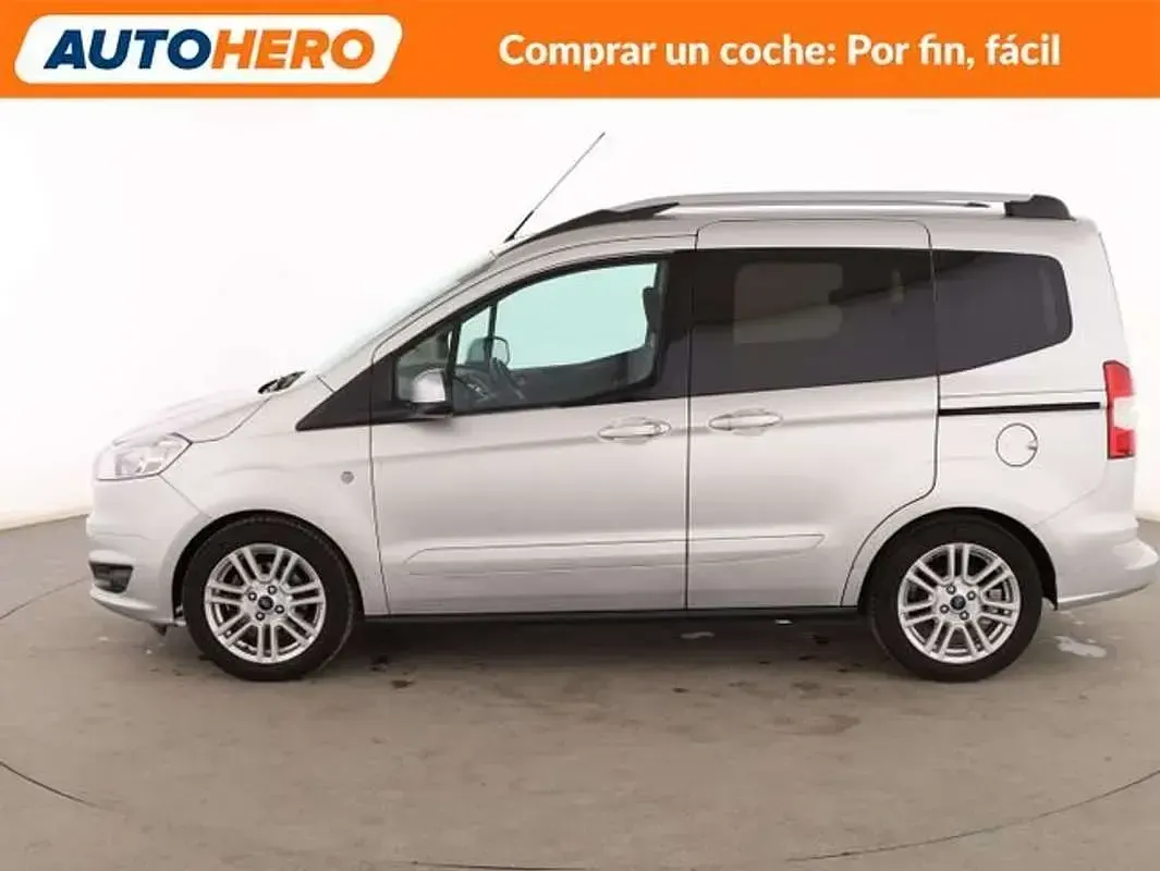 Usado Ford Tourneo Connect Titanium 101 CV (74 kW) 2016 Gris Monovolumen