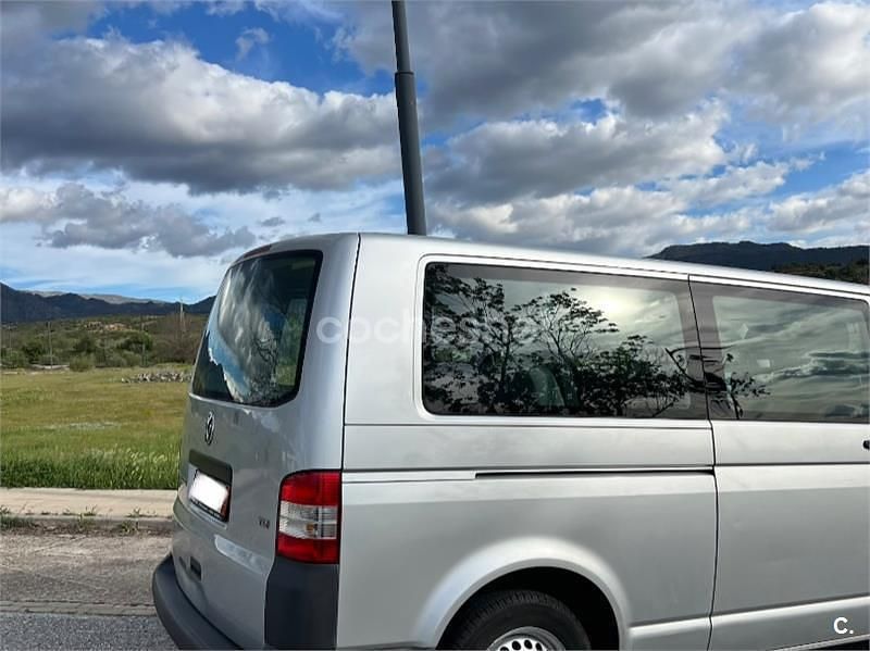 Usado VW Transporter 140 CV (102 kW) 2012 Gris / plata Van