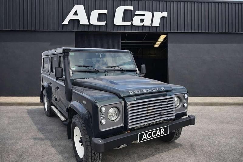 Verde Usado 2015 Land Rover Defender Familiar | 32.990 € - Imagen 1/4