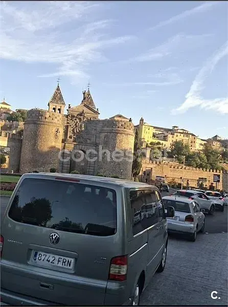 Usado VW Multivan Highline 235 CV (172 kW) 2007 Verde Monovolumen