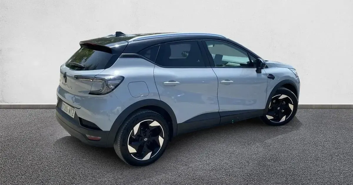 Usado Renault Captur Techno 100 CV (73 kW) 2025 SUV