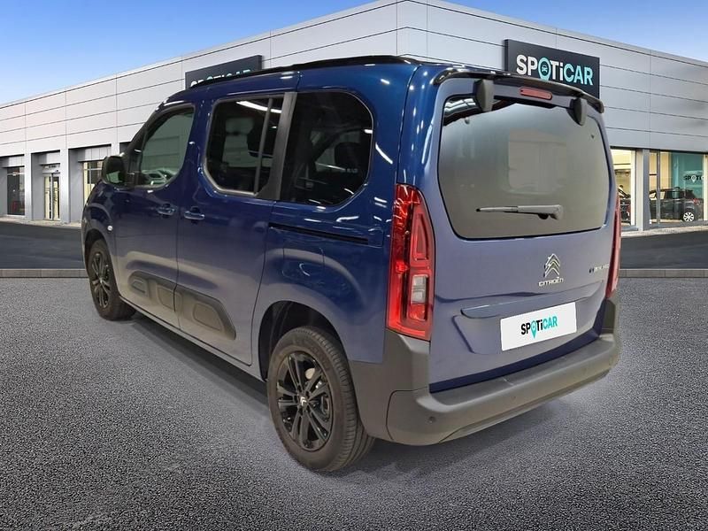 Usado Citroën Berlingo Shine 100 kW (136 CV) 2023 Azul Monovolumen