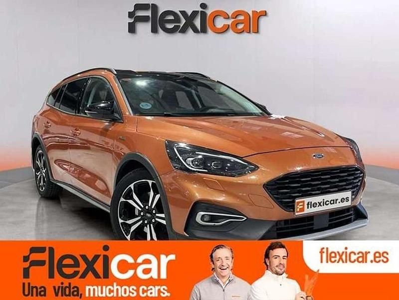 Usado Ford Focus Active 125 CV (91 kW) 2019 Naranja Familiar