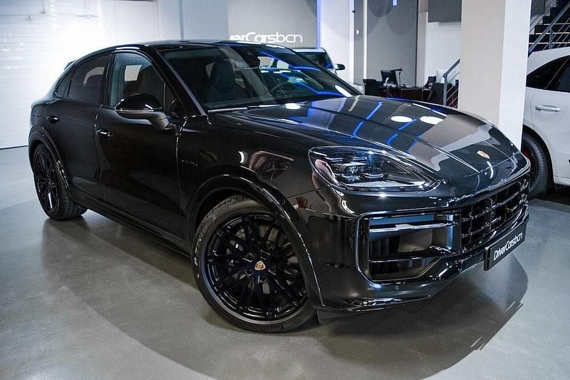 Usado Porsche Cayenne 470 CV (345 kW) 2024 Negro SUV