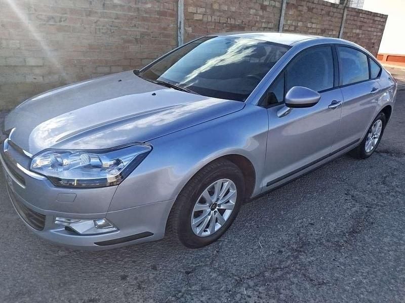 Gris Usado 2015 Citroën C5 Business Class Berlina | 7699 € (Precio justo) - Imagen 1/4